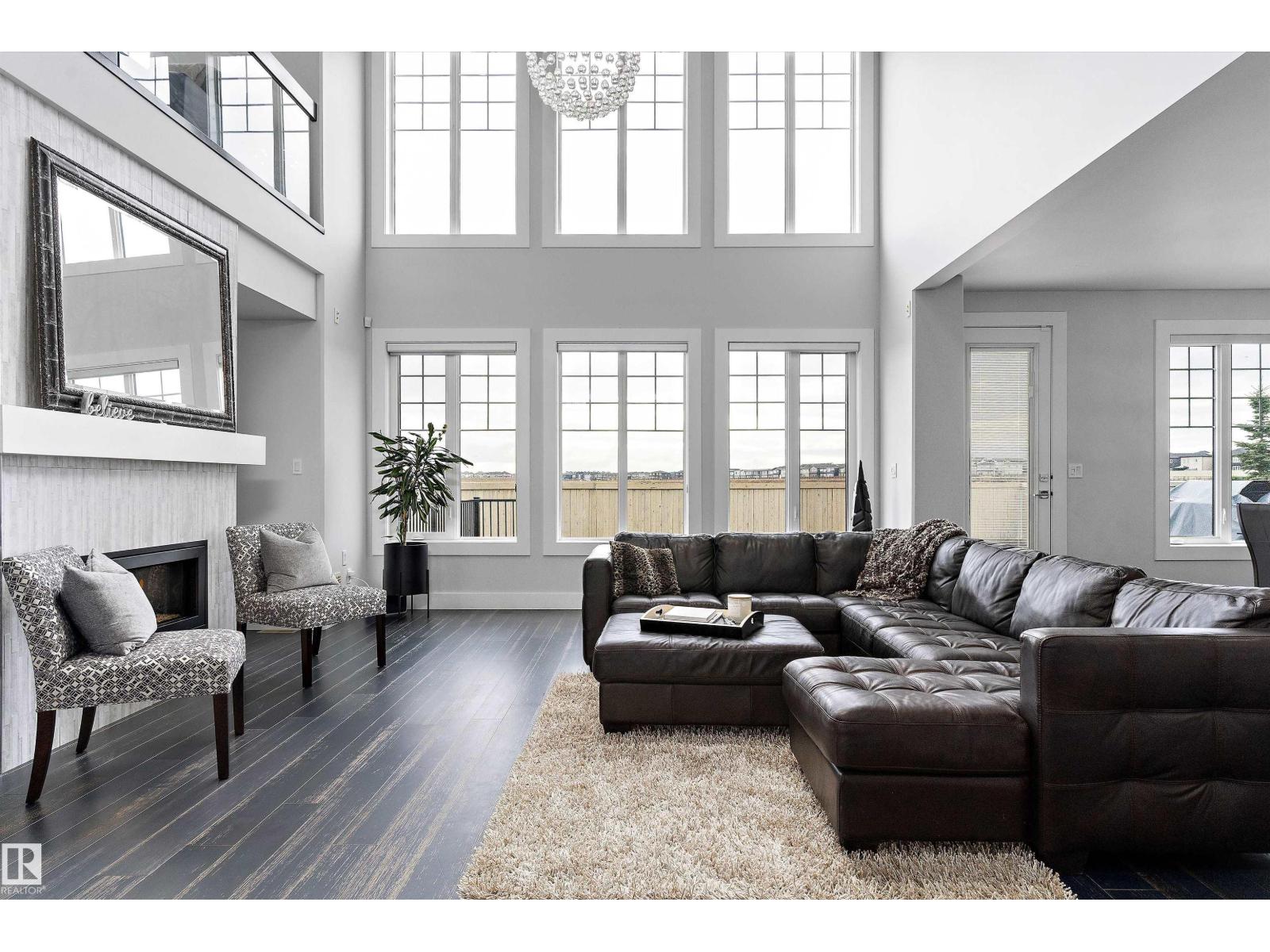 Photo 10 of 3009 Keswick Wy Sw, Edmonton AB
