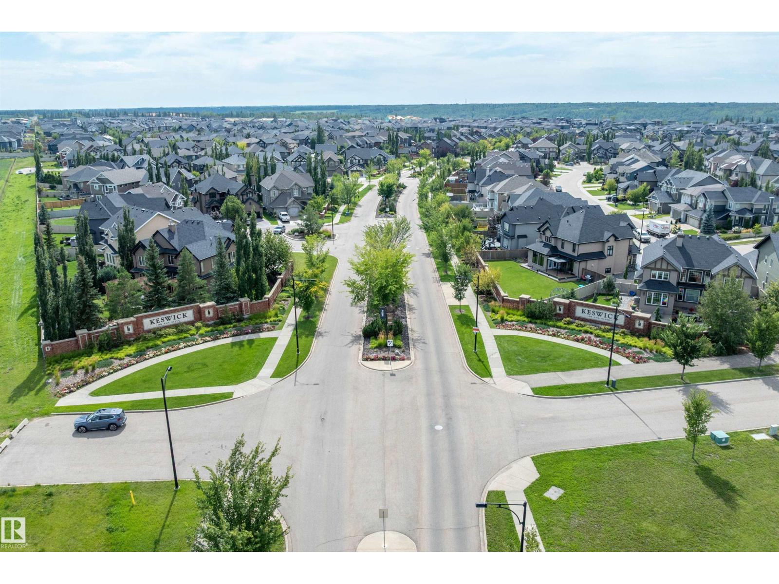 Photo 3 of 3009 Keswick Wy Sw, Edmonton AB