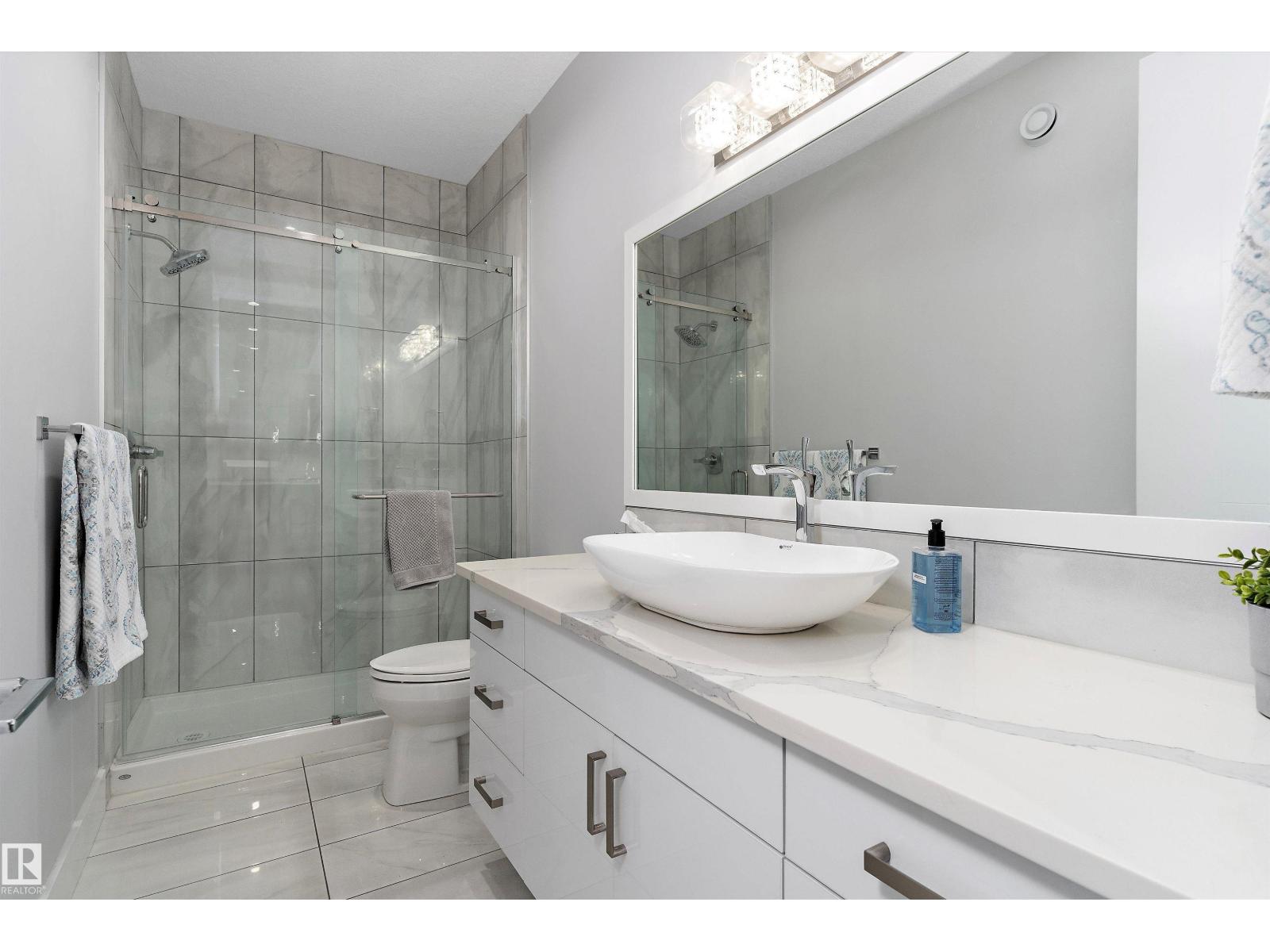 Photo 16 of 3009 Keswick Wy Sw, Edmonton AB