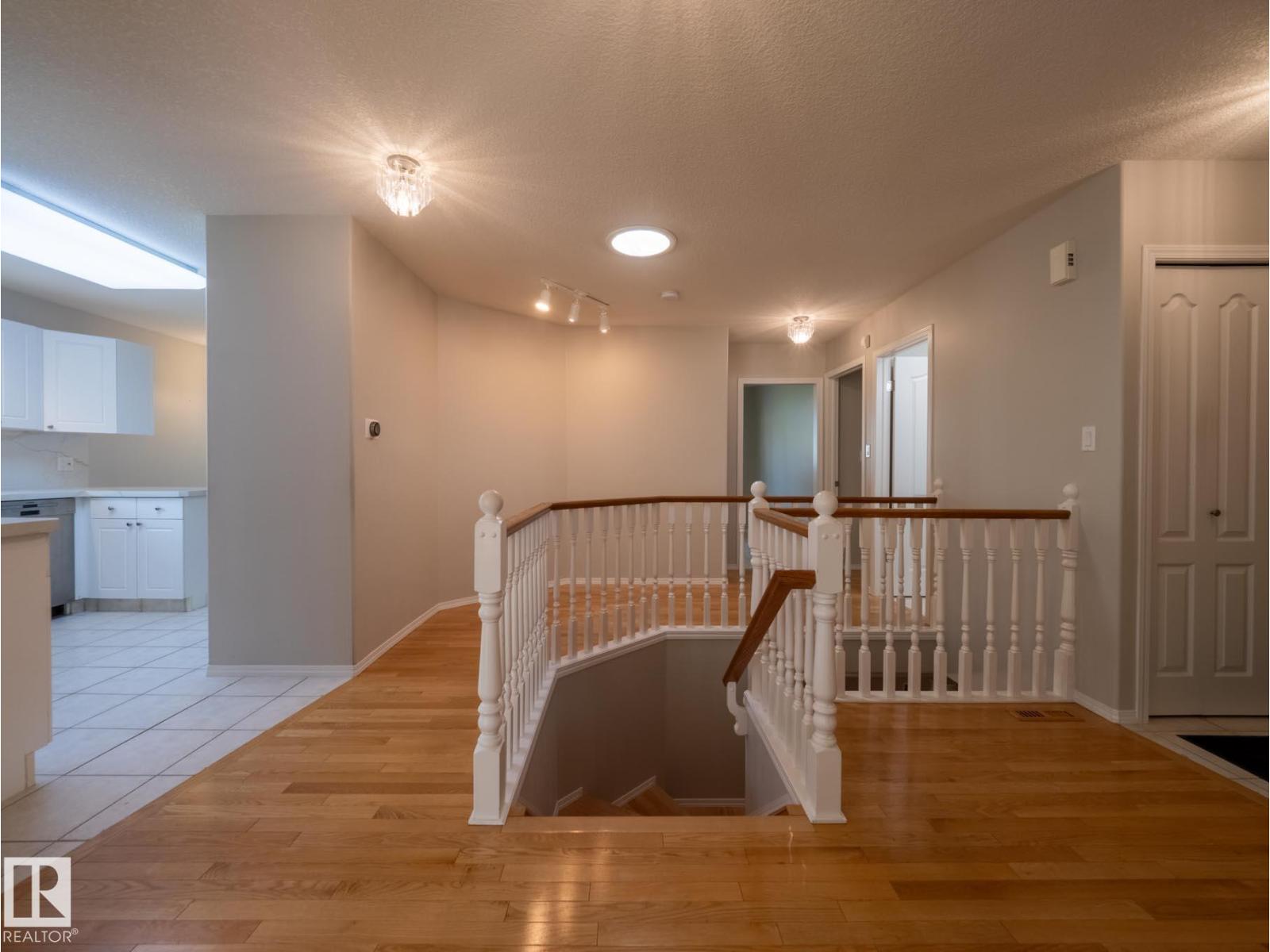 Photo 59 of 124 215 Blackburn E Sw, Edmonton AB