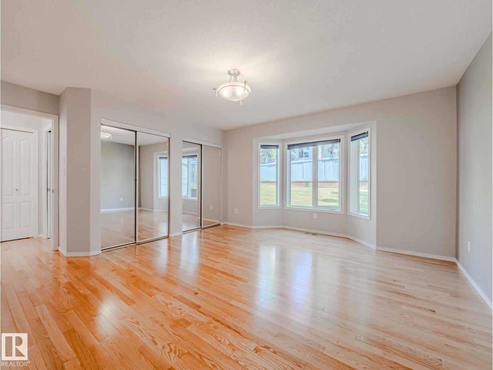 Photo 46 of 124 215 Blackburn E Sw, Edmonton AB