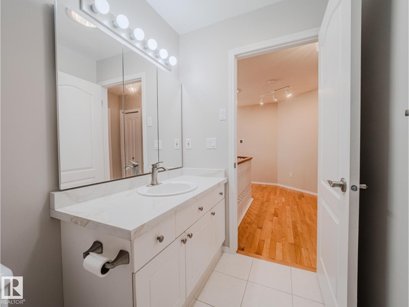 Photo 28 of 124 215 Blackburn E Sw, Edmonton AB