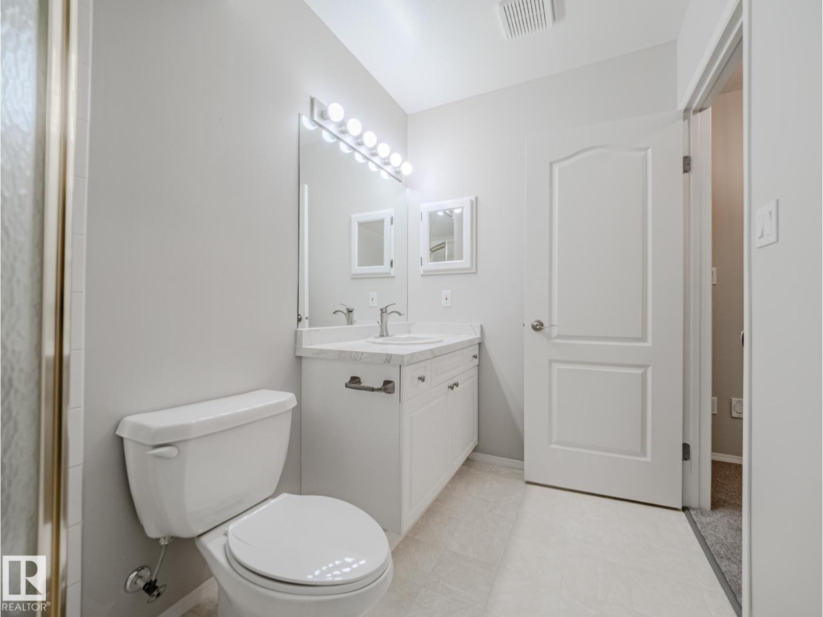 Photo 24 of 124 215 Blackburn E Sw, Edmonton AB