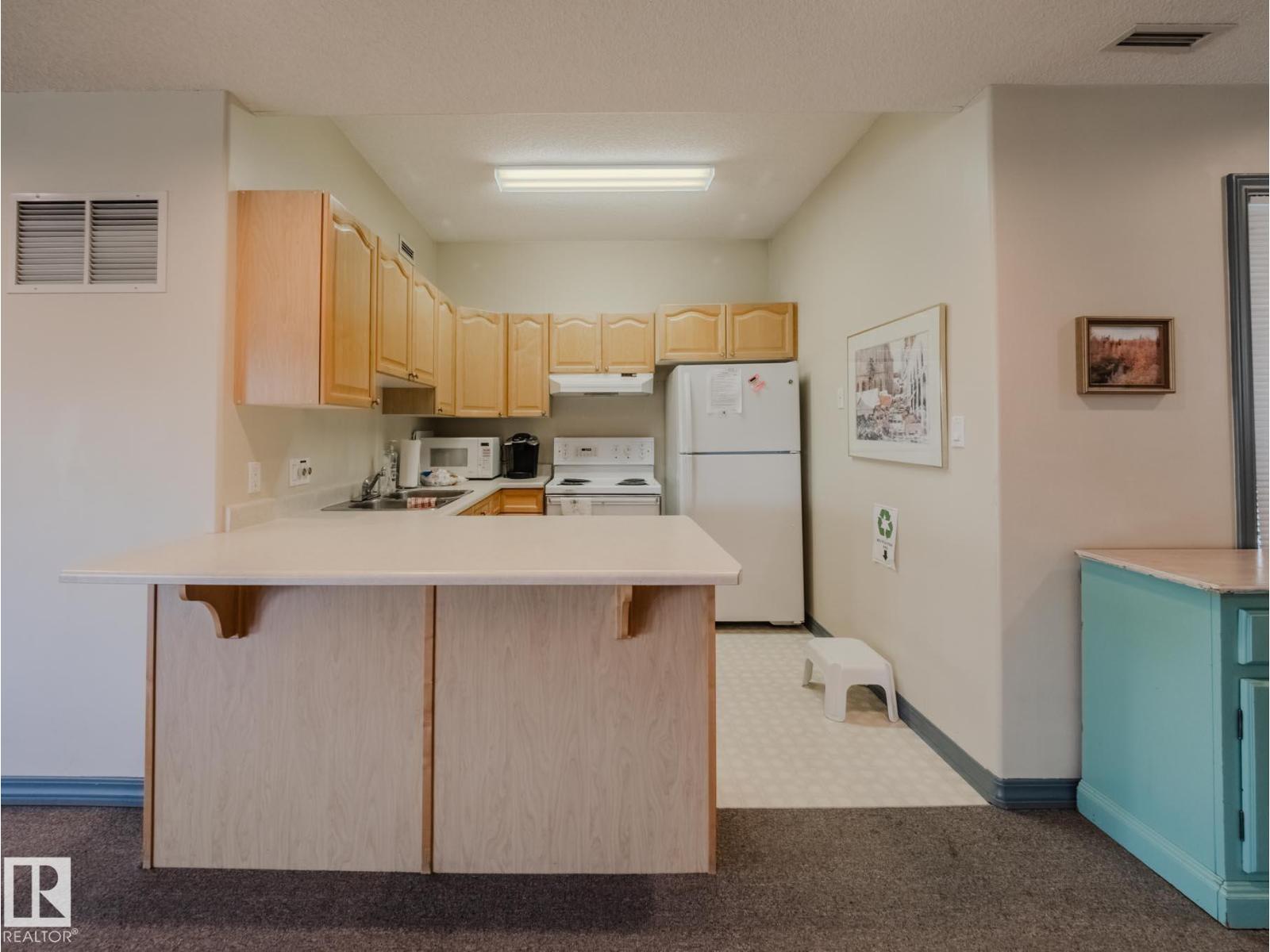 Photo 50 of 124 215 Blackburn E Sw, Edmonton AB