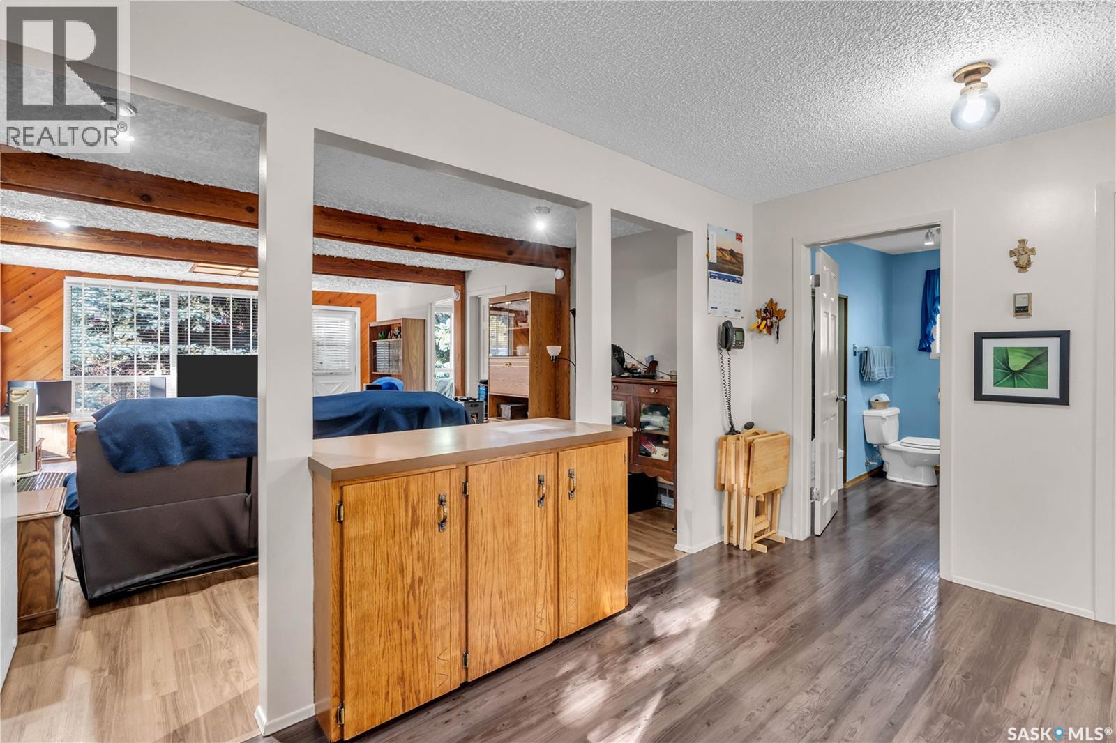 Photo 7 of 471 Green Avenue, Regina Beach SK