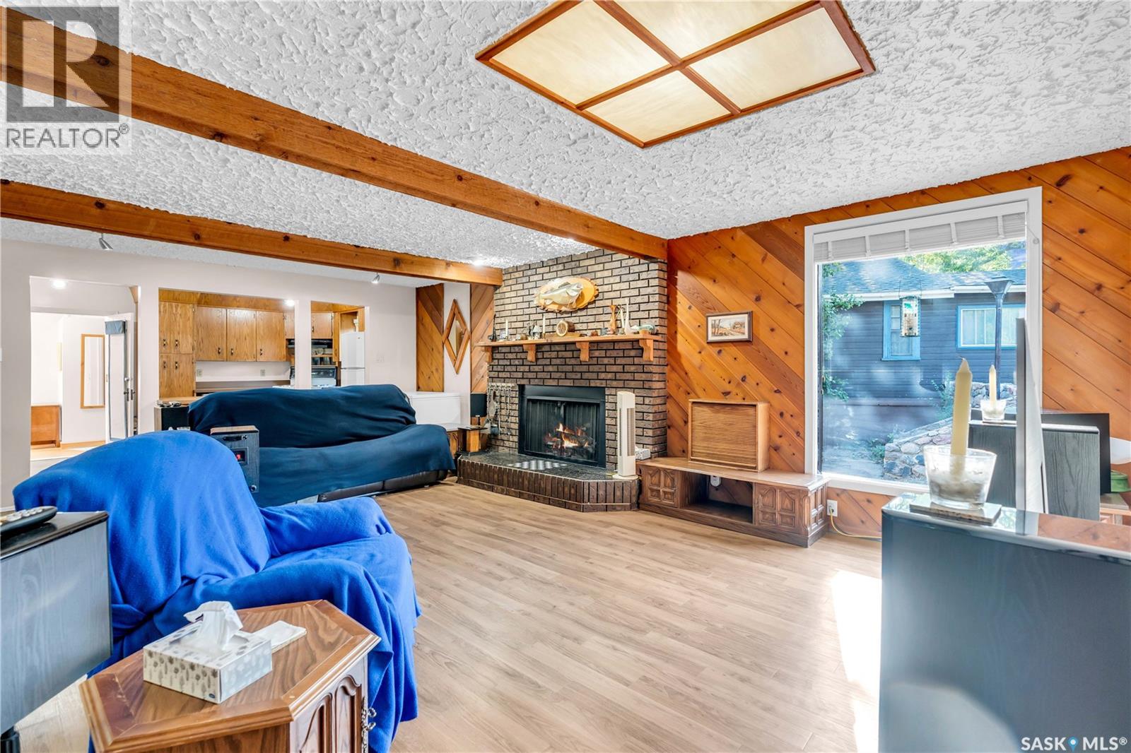 Photo 9 of 471 Green Avenue, Regina Beach SK