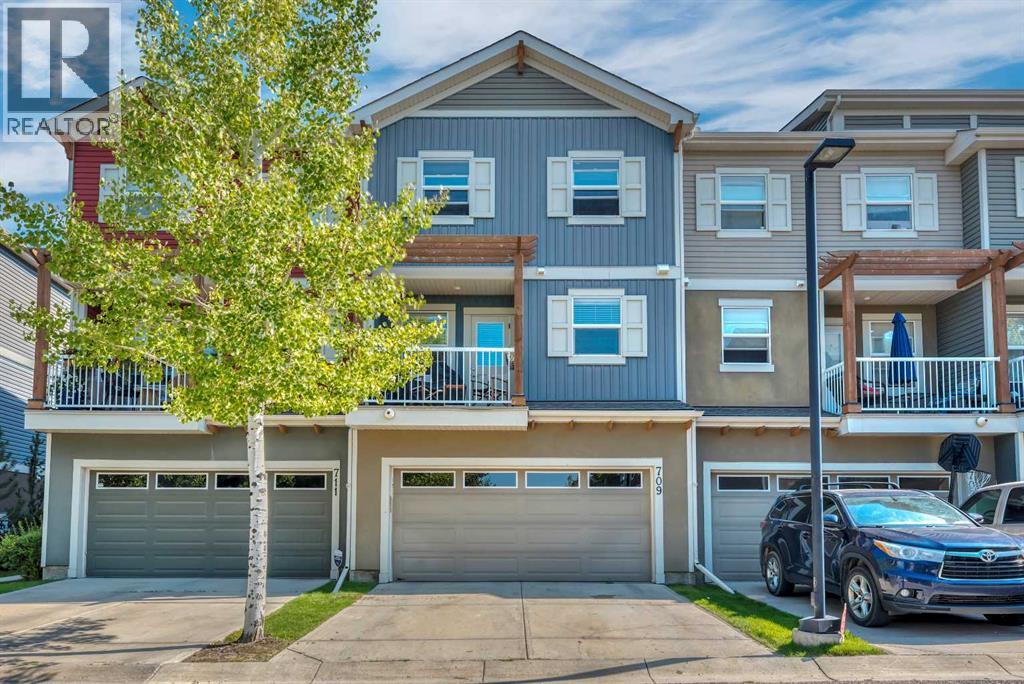 Photo 5 of 709 10 Auburn Bay Avenue Se, Calgary AB