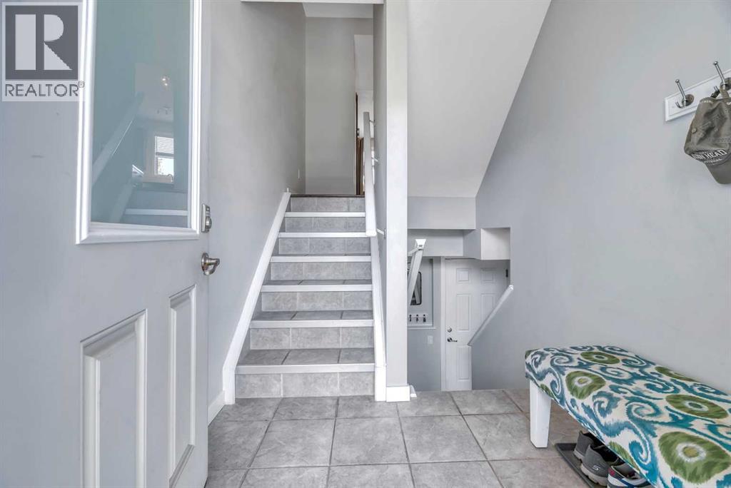 Photo 6 of 709 10 Auburn Bay Avenue Se, Calgary AB