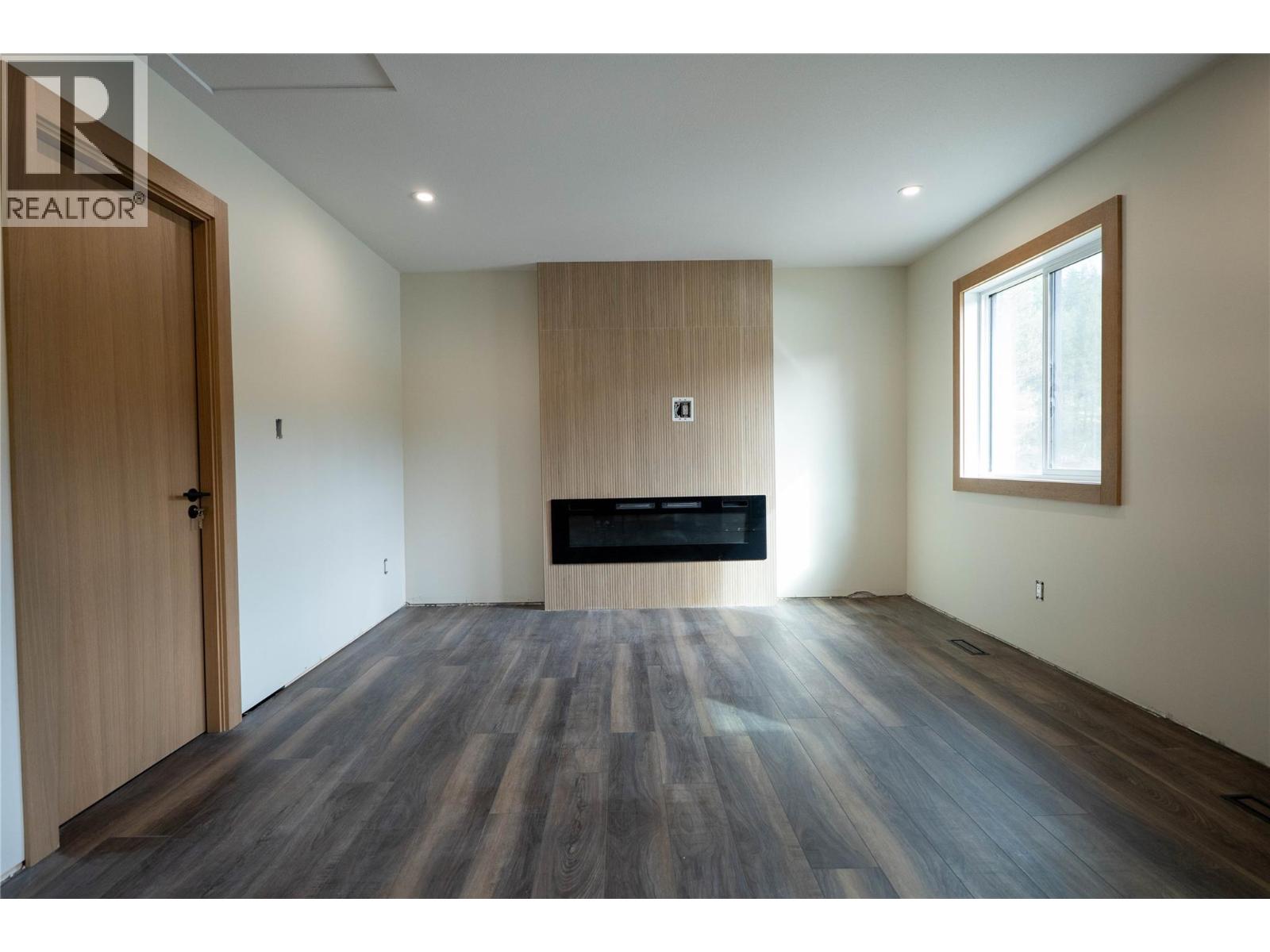 109 River Drive, Cranbrook