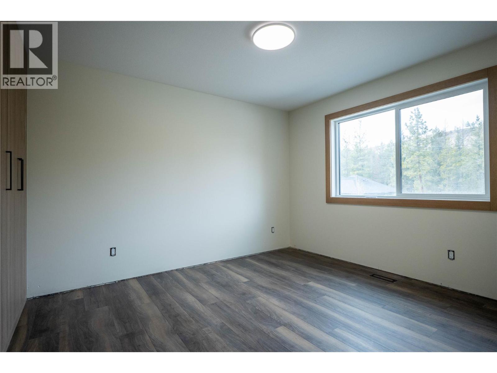 109 River Drive, Cranbrook