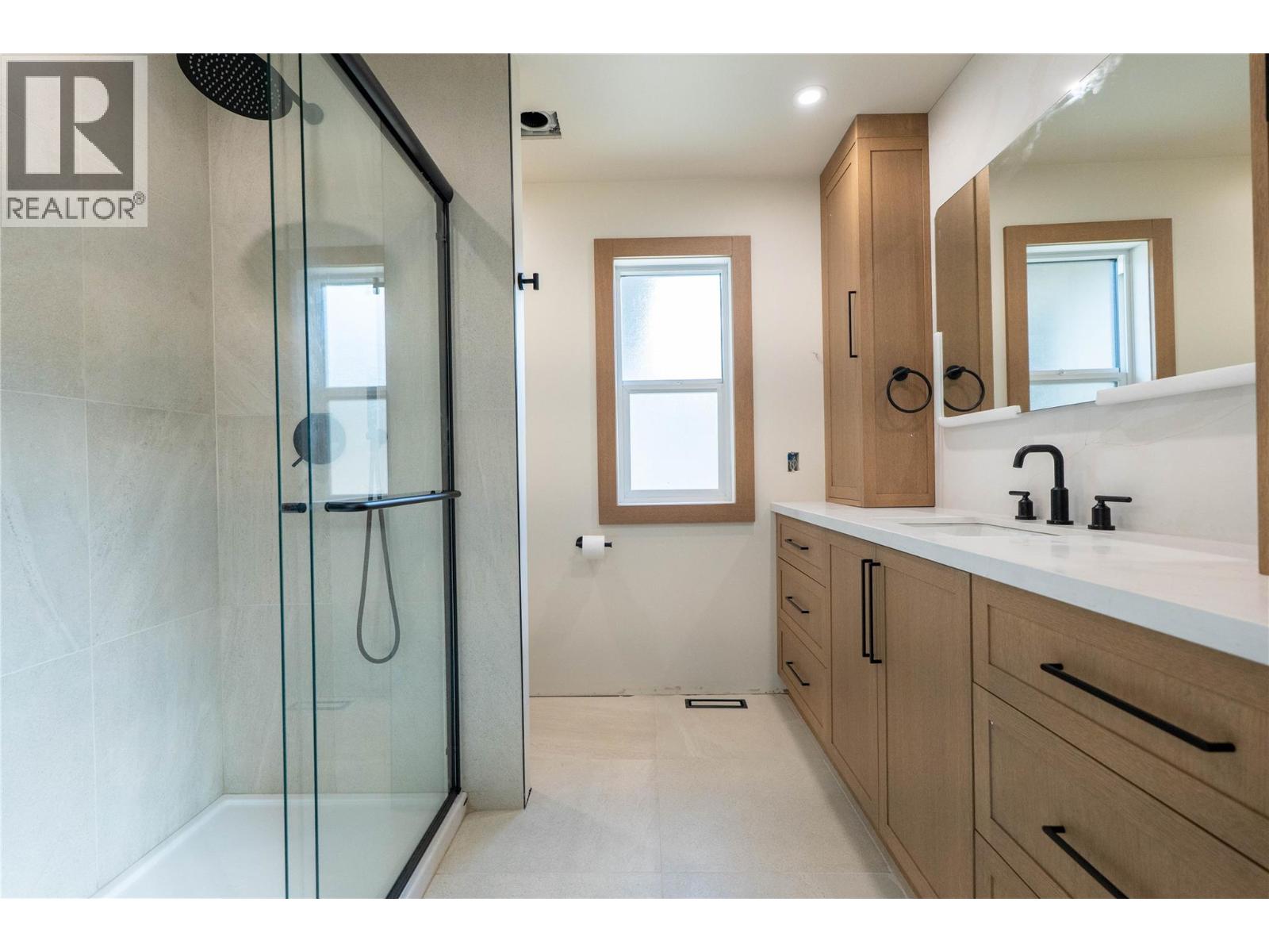 109 River Drive, Cranbrook