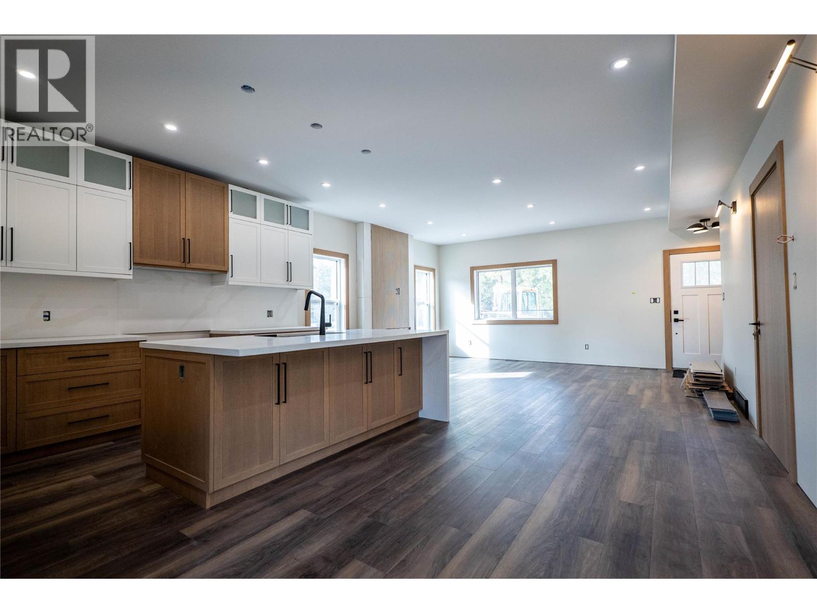 109 River Drive, Cranbrook