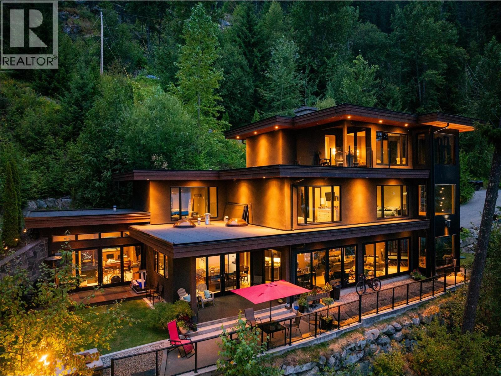 Photo 92 of 59 Johnstone Road, Nelson BC