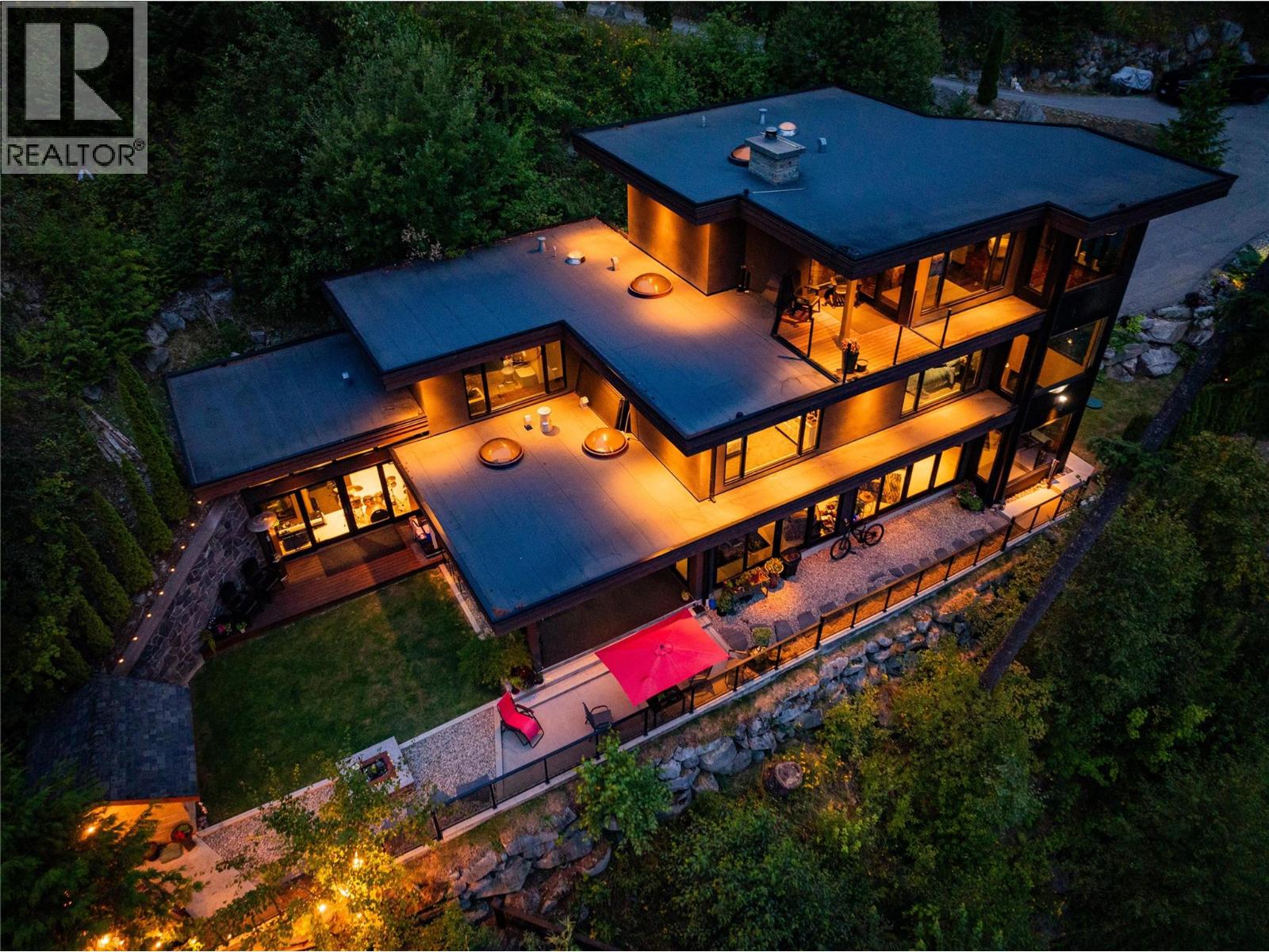 Photo 41 of 59 Johnstone Road, Nelson BC