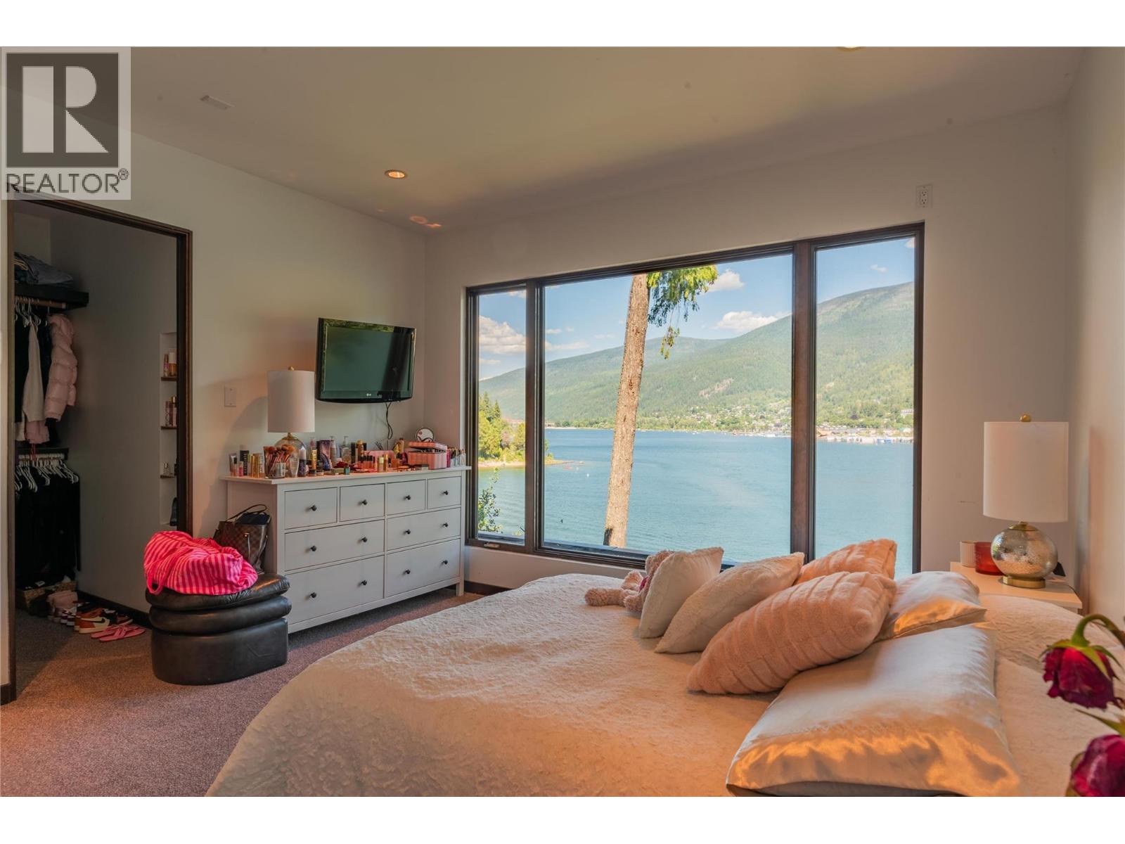 Photo 61 of 59 Johnstone Road, Nelson BC