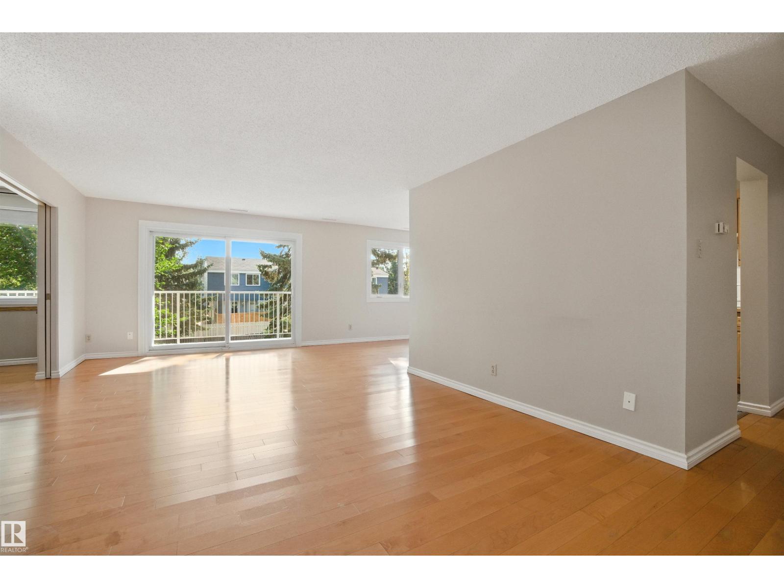 Photo 26 of 213 14810 51 Av Nw, Edmonton AB