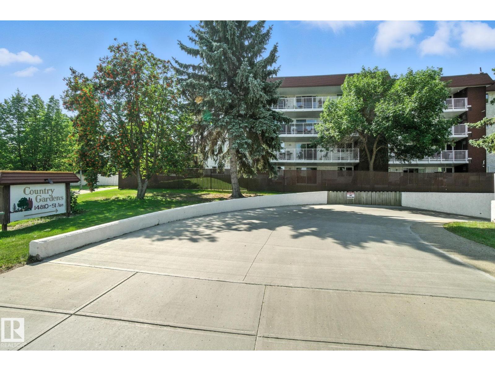 Photo 11 of 213 14810 51 Av Nw, Edmonton AB