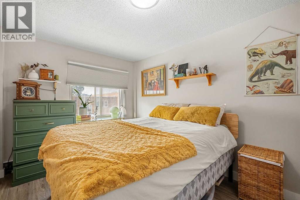 Photo 2 of 3 C 515 17 Avenue Sw, Calgary AB