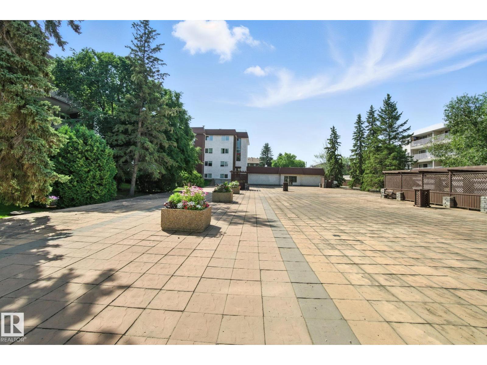 Photo 68 of 213 14810 51 Av Nw, Edmonton AB
