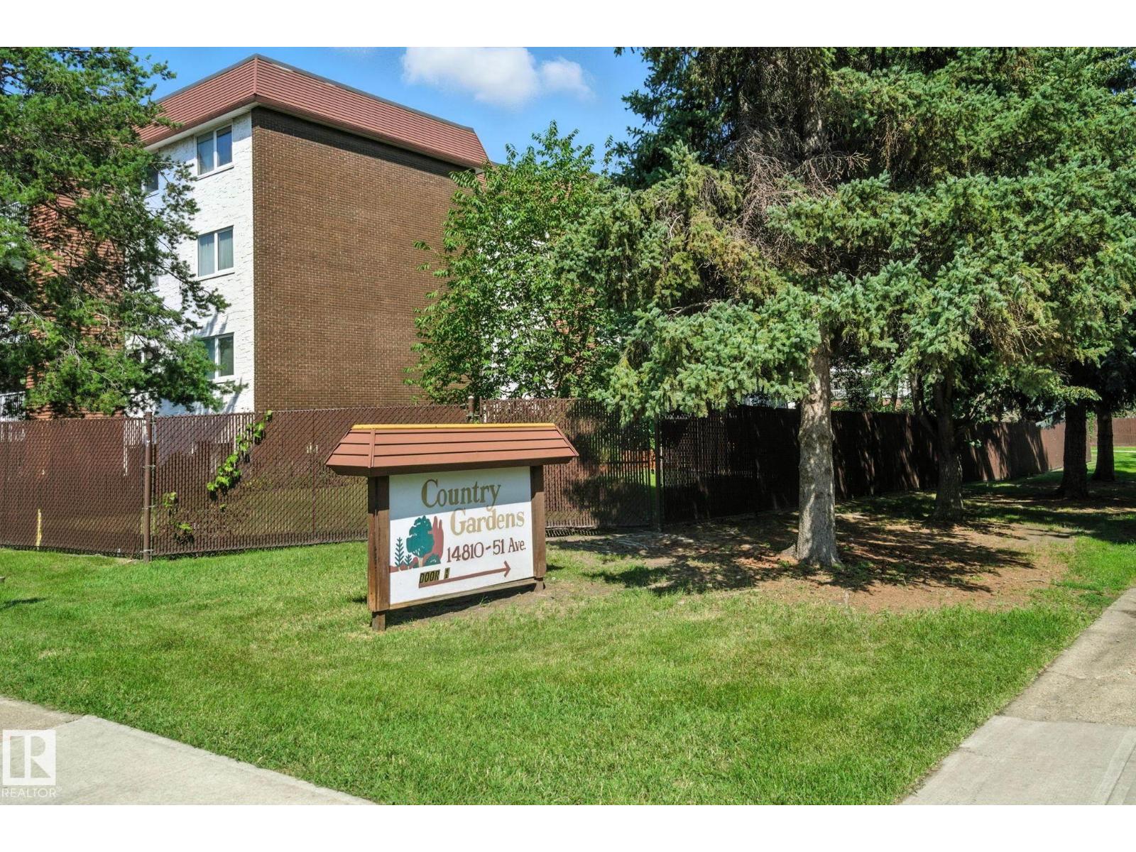 Photo 63 of 213 14810 51 Av Nw, Edmonton AB