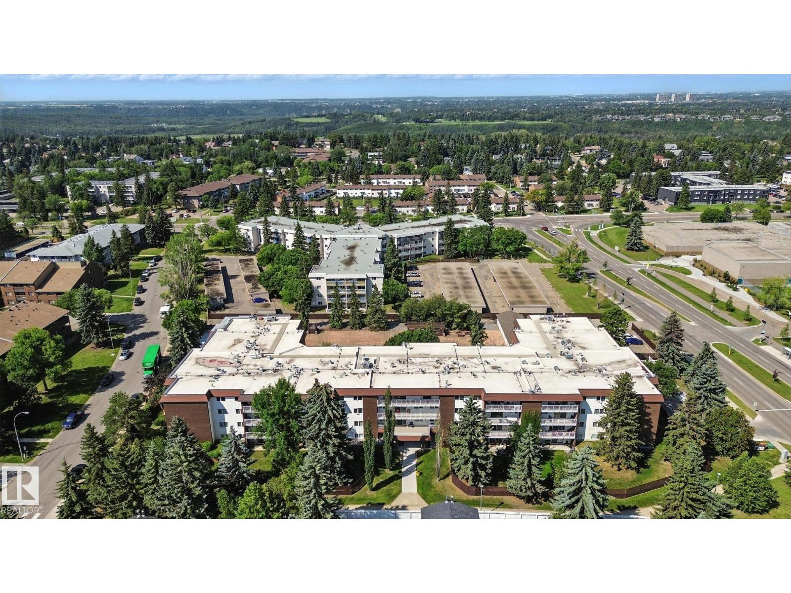 Photo 46 of 213 14810 51 Av Nw, Edmonton AB