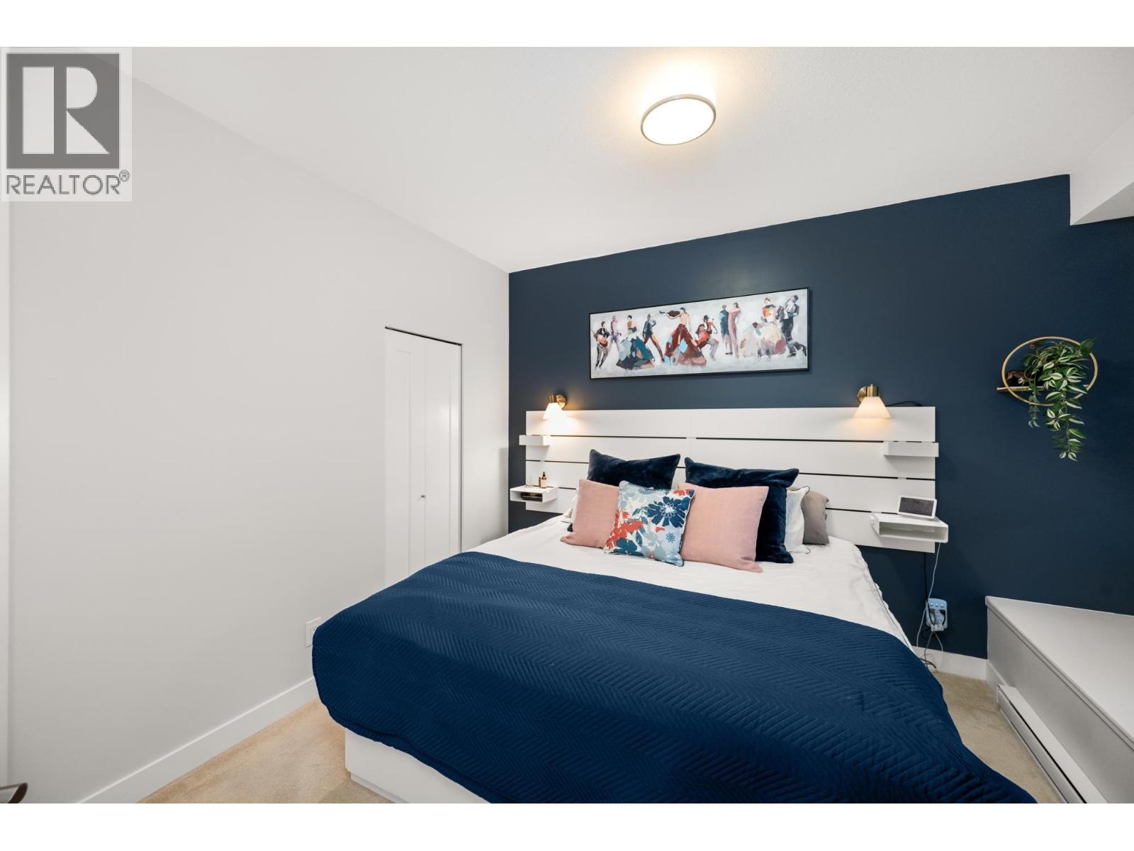 Photo 18 of 501 3399 Noel Drive, Burnaby BC