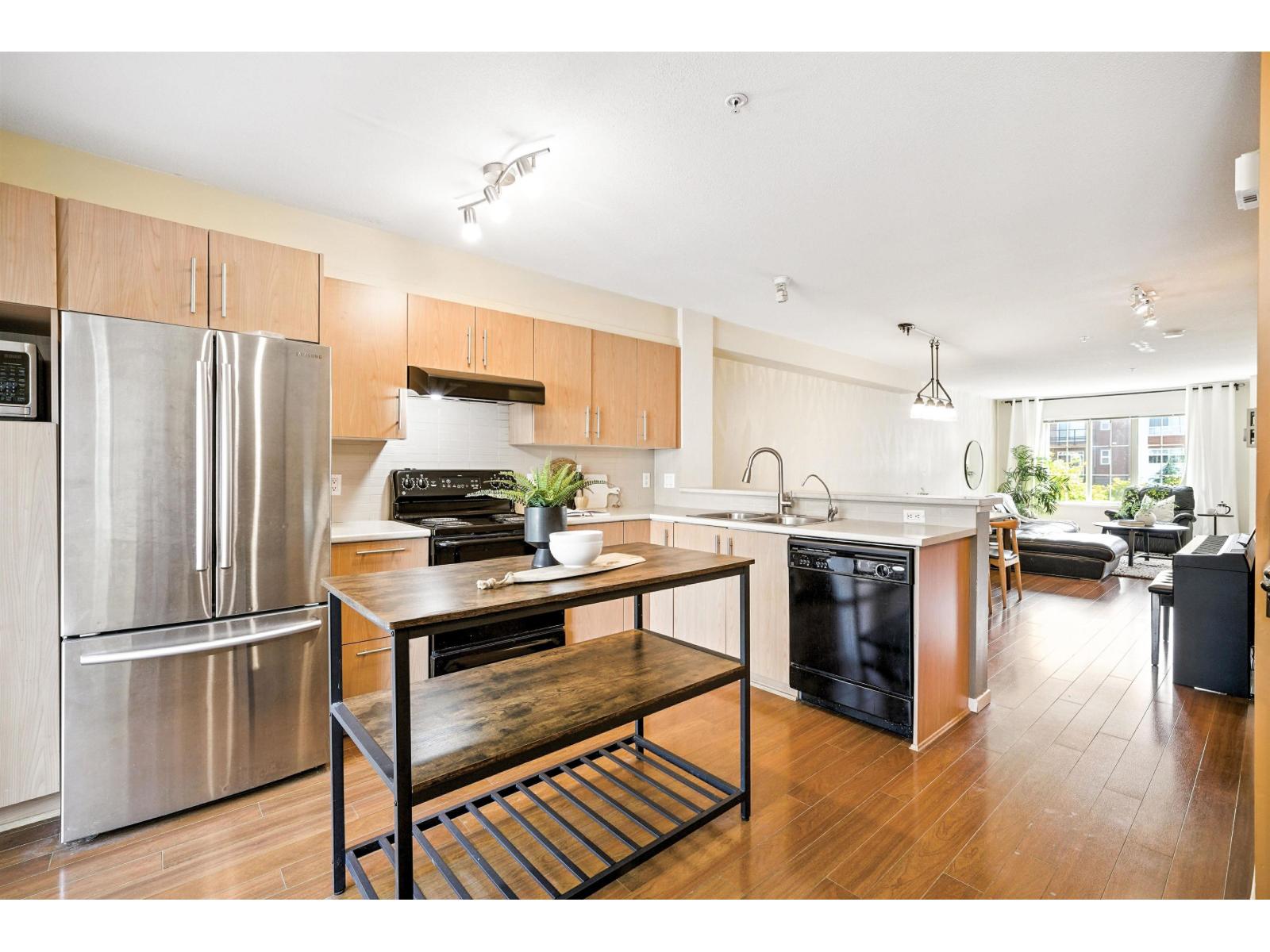 Photo 33 of 51 20875 80 Avenue, Langley BC