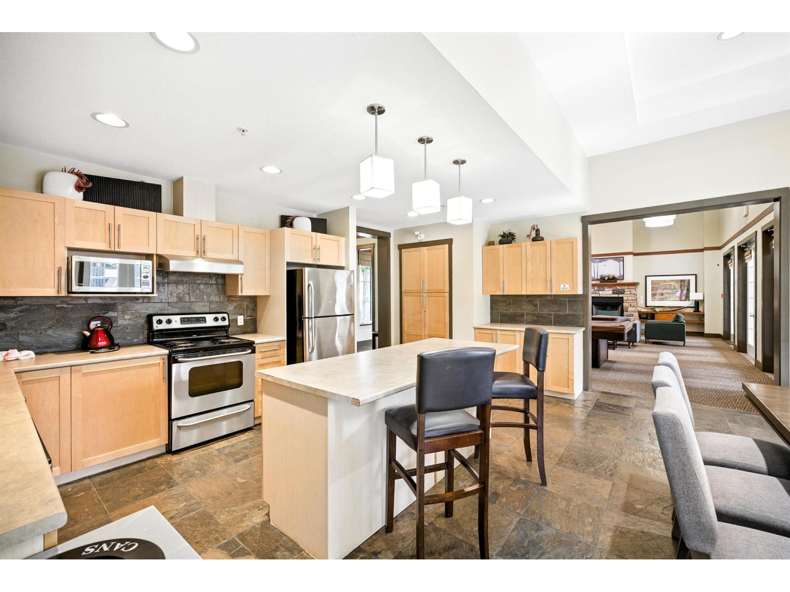 Photo 39 of 51 20875 80 Avenue, Langley BC