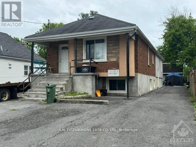 Photo 2 of 1250 Dorchester Avenue, Ottawa ON