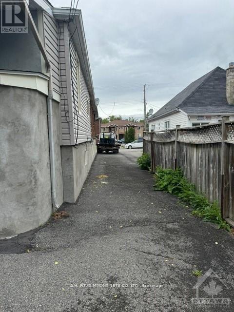 Photo 6 of 1250 Dorchester Avenue, Ottawa ON