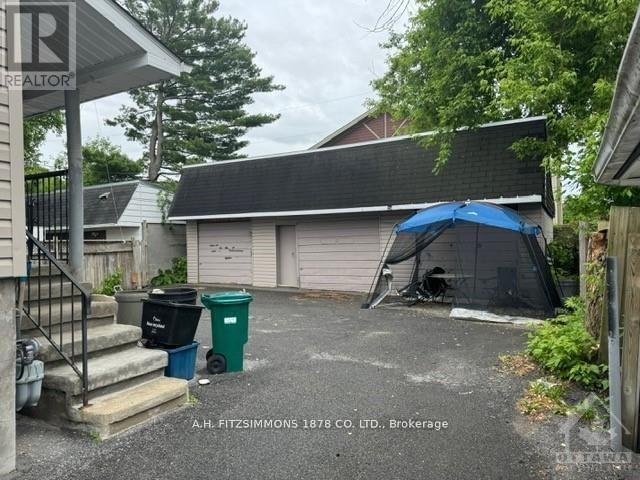 Photo 3 of 1250 Dorchester Avenue, Ottawa ON