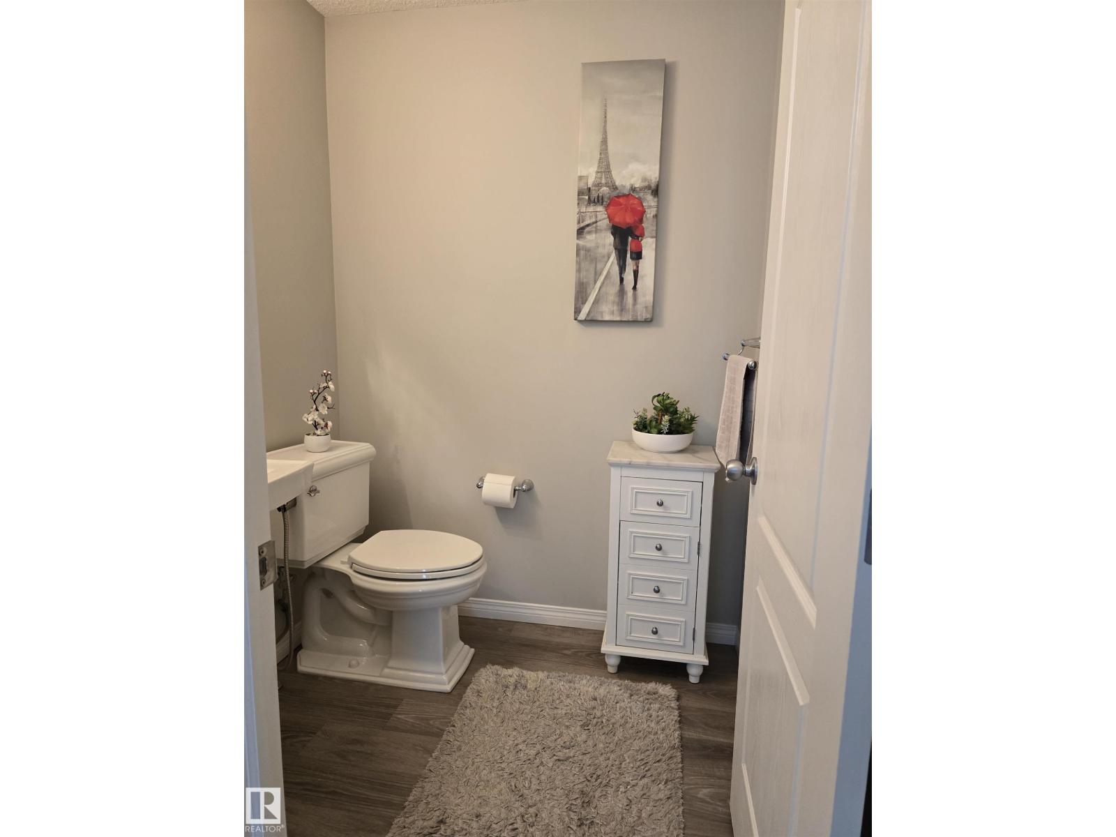 Photo 26 of 17023 38 St Nw, Edmonton AB