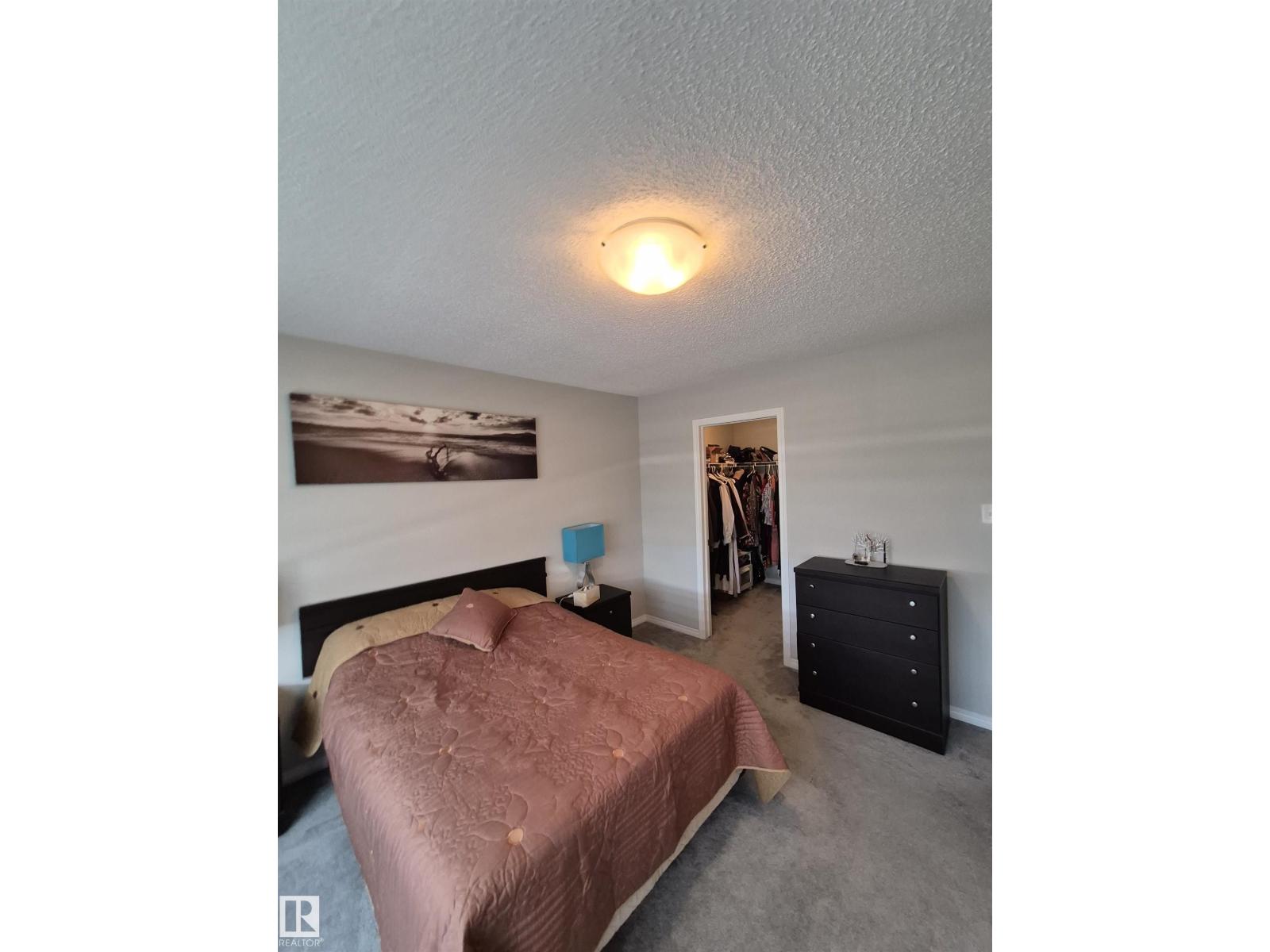 Photo 5 of 17023 38 St Nw, Edmonton AB