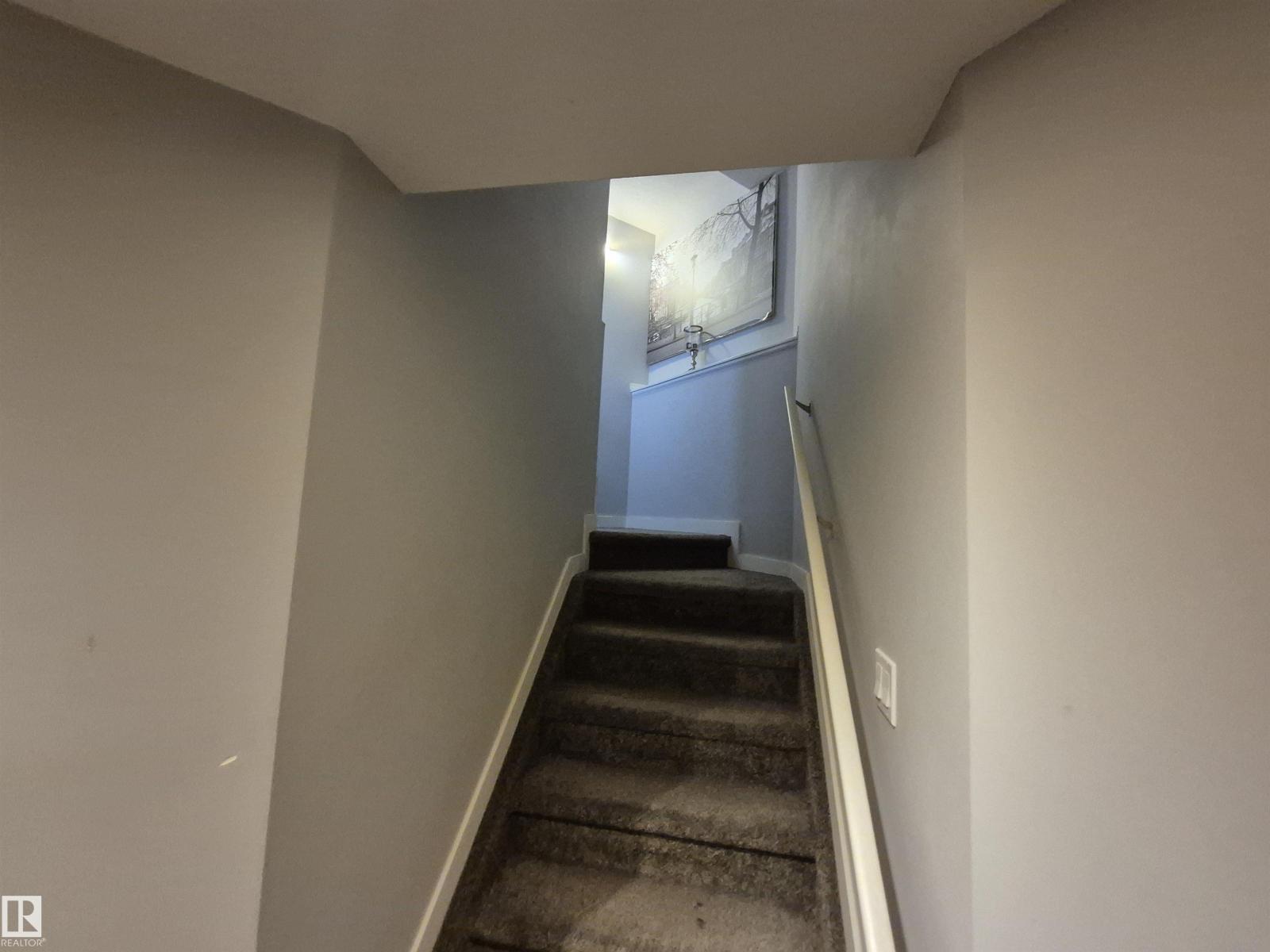Photo 22 of 17023 38 St Nw, Edmonton AB