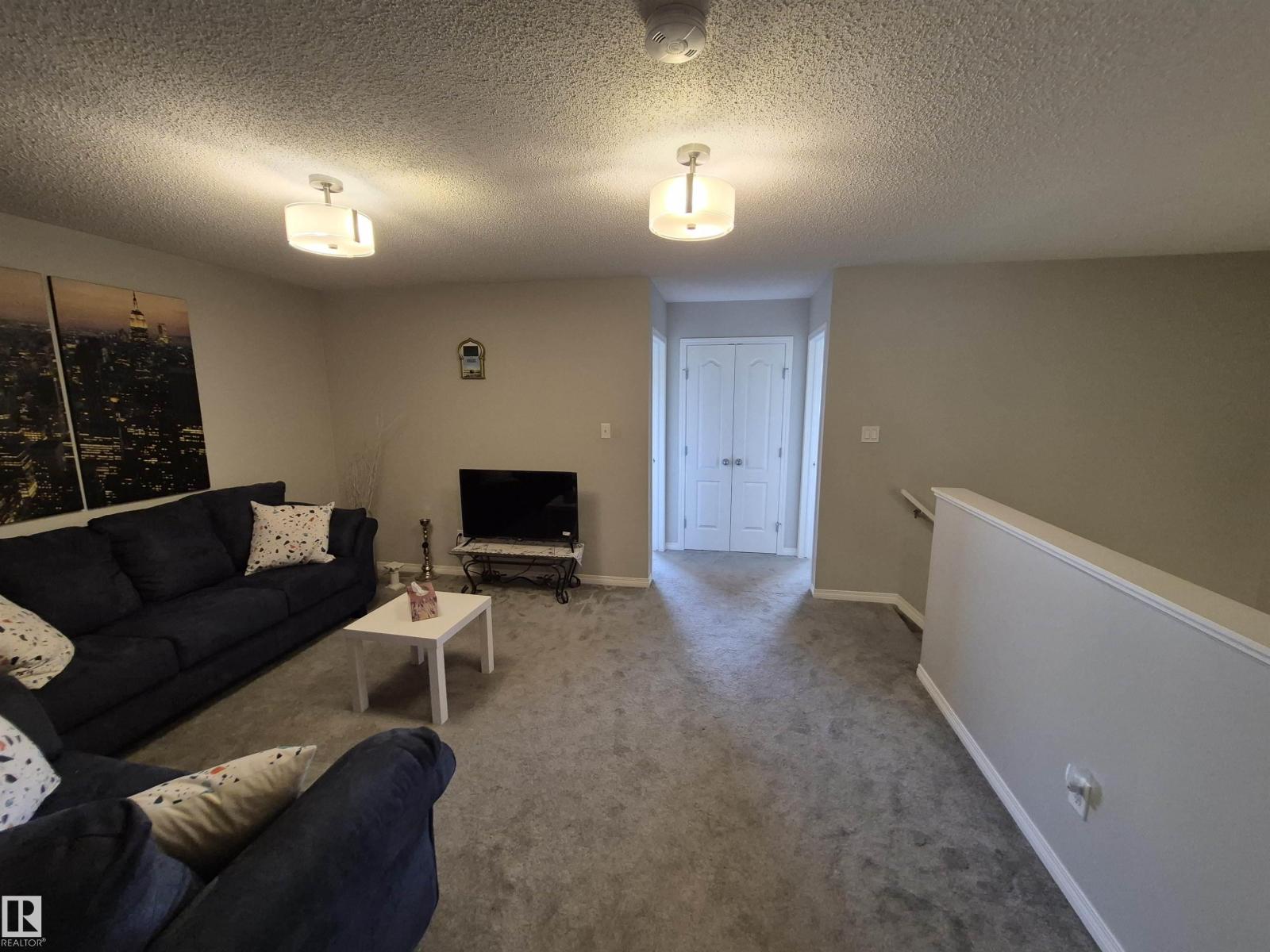 Photo 29 of 17023 38 St Nw, Edmonton AB
