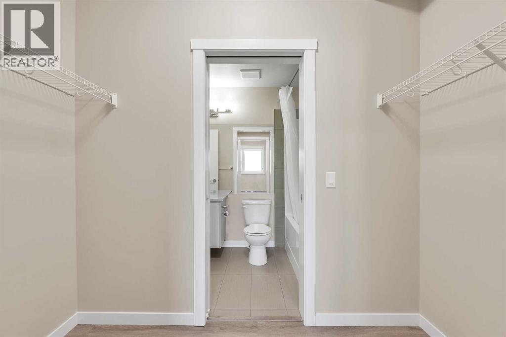 Single Family House for Sale in   Sherwood Square NW Sherwood Calgary 