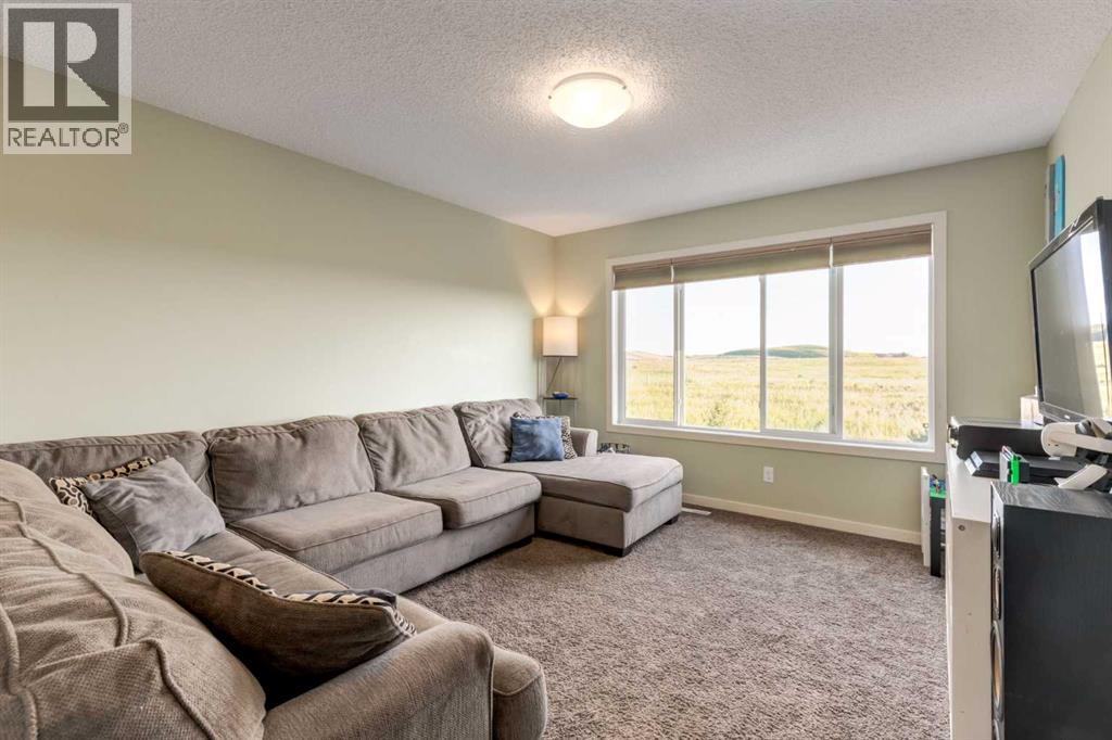 Photo 19 of 298 River Heights Crescent, Cochrane AB