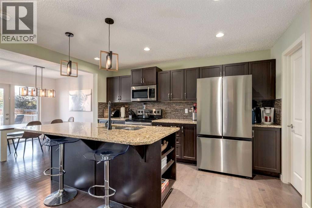 Photo 12 of 298 River Heights Crescent, Cochrane AB