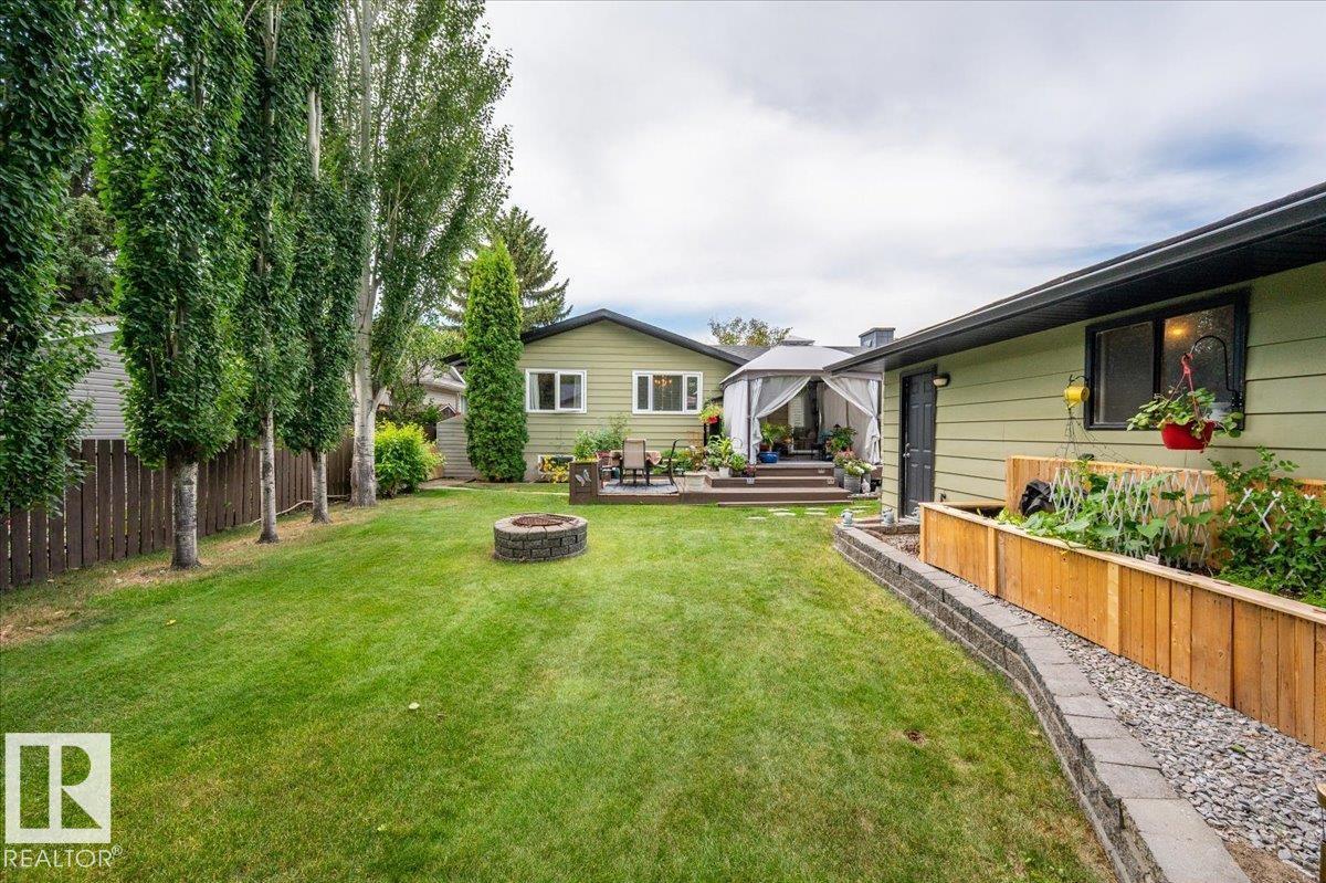 Photo 51 of 19 Lamoureux Pl, St Albert AB
