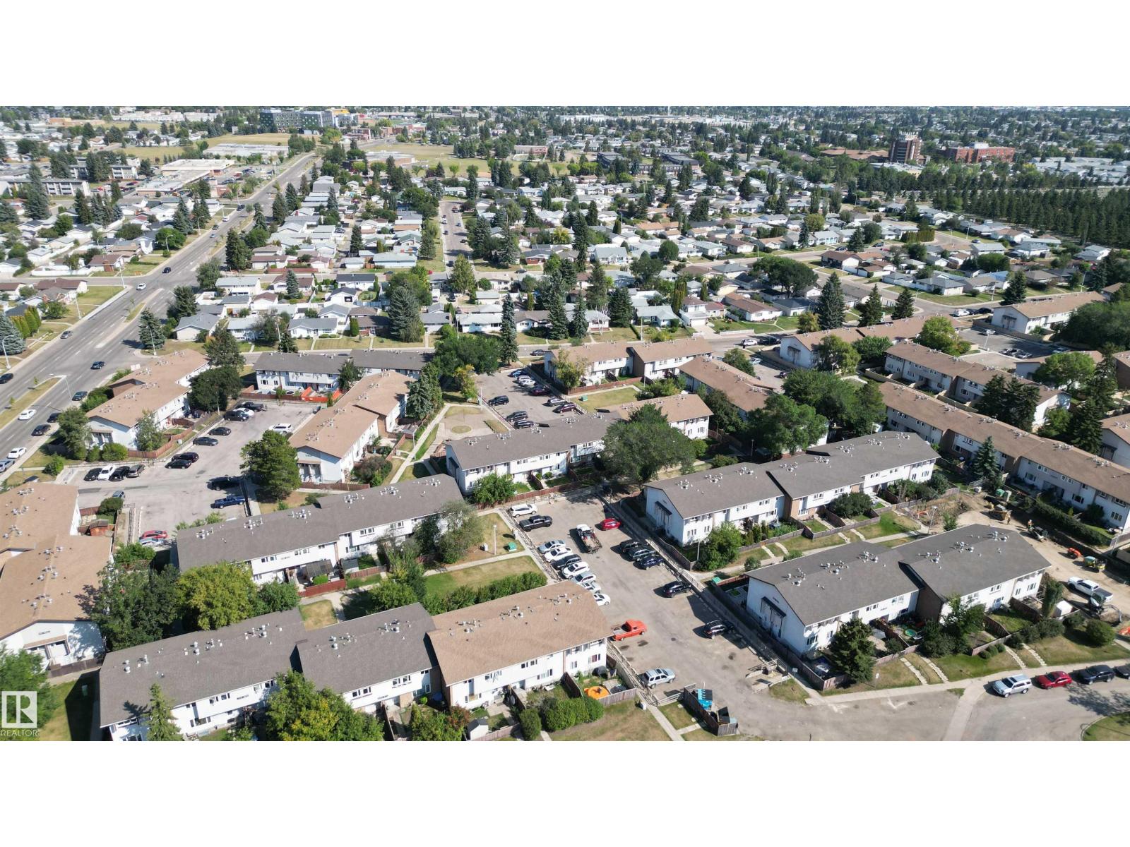 Photo 24 of 12 14230 80 St Nw, Edmonton AB