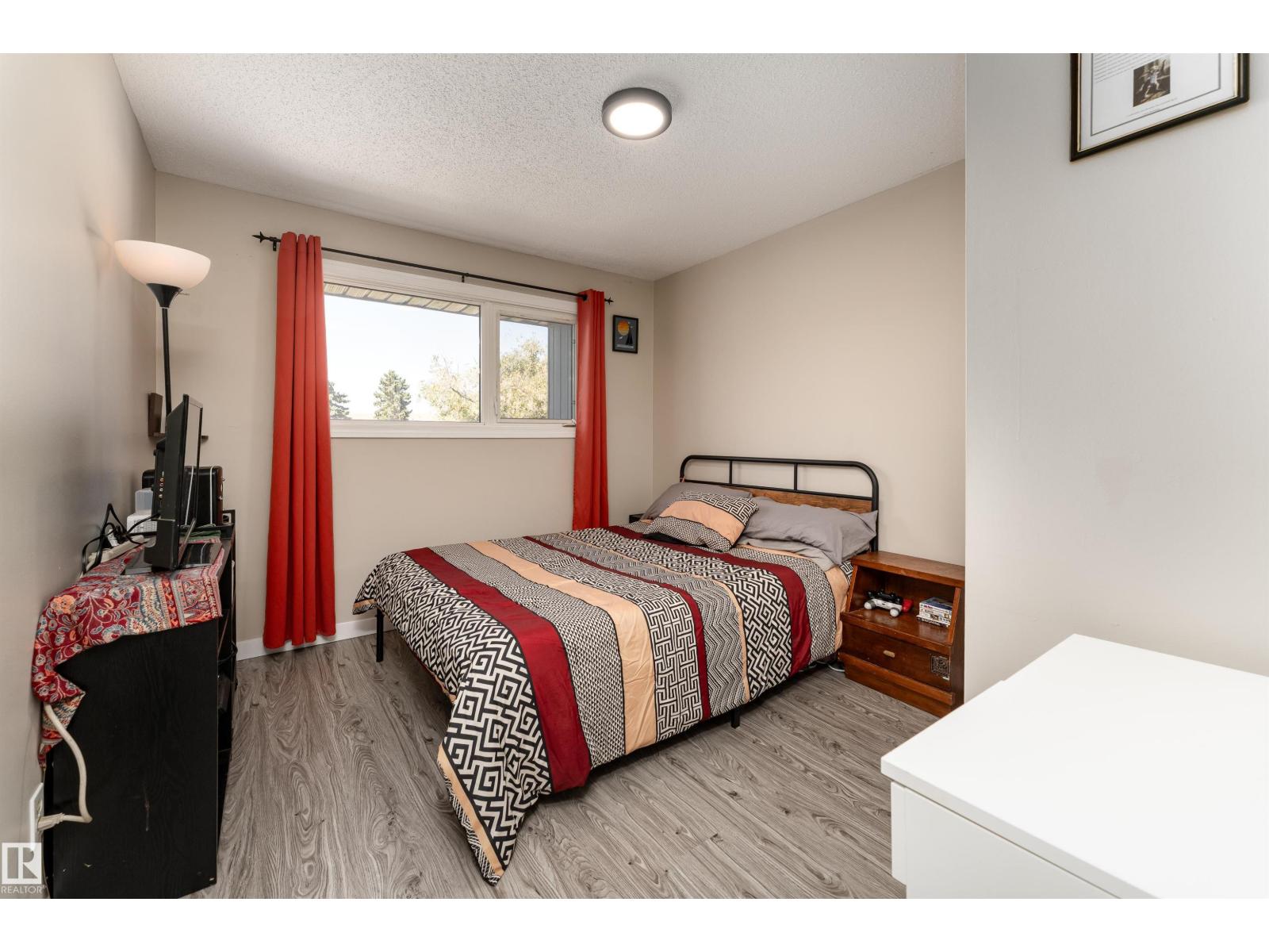 Photo 28 of 12 14230 80 St Nw, Edmonton AB