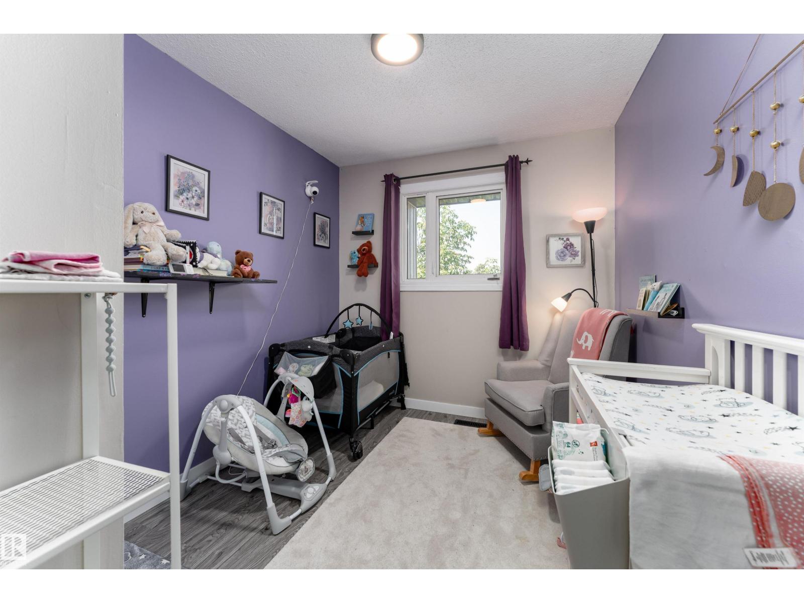 Photo 14 of 12 14230 80 St Nw, Edmonton AB