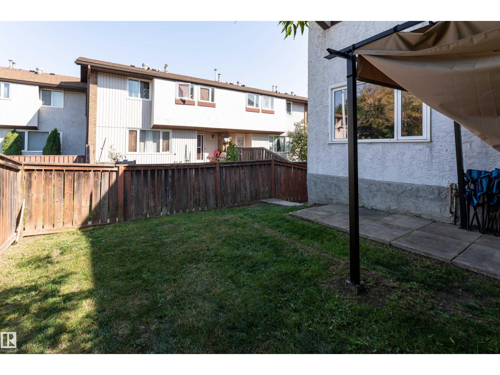 Photo 20 of 12 14230 80 St Nw, Edmonton AB