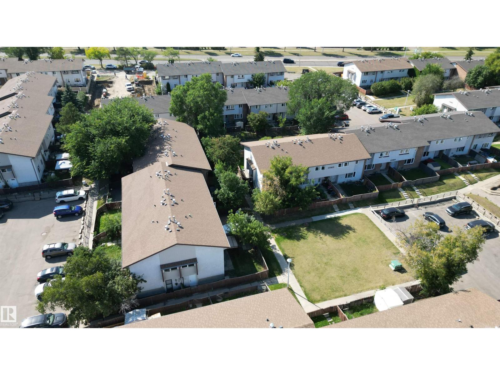Photo 26 of 12 14230 80 St Nw, Edmonton AB