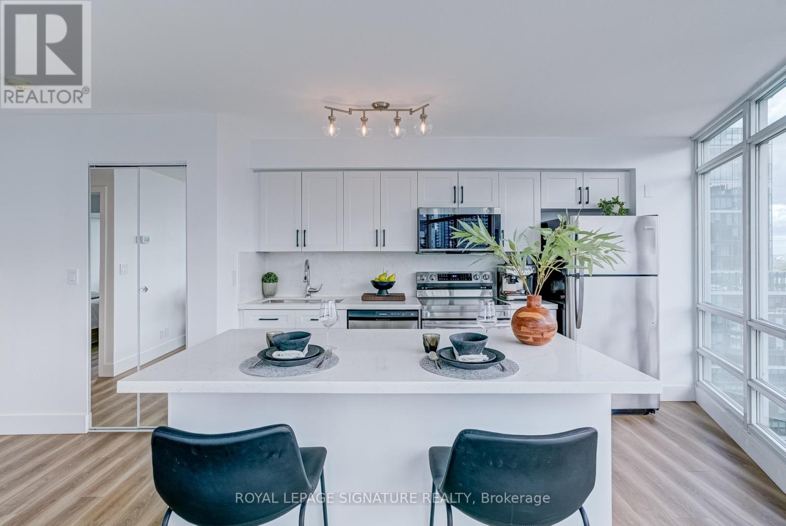 Photo 16 of 3909 397 Front Street W, Toronto ON