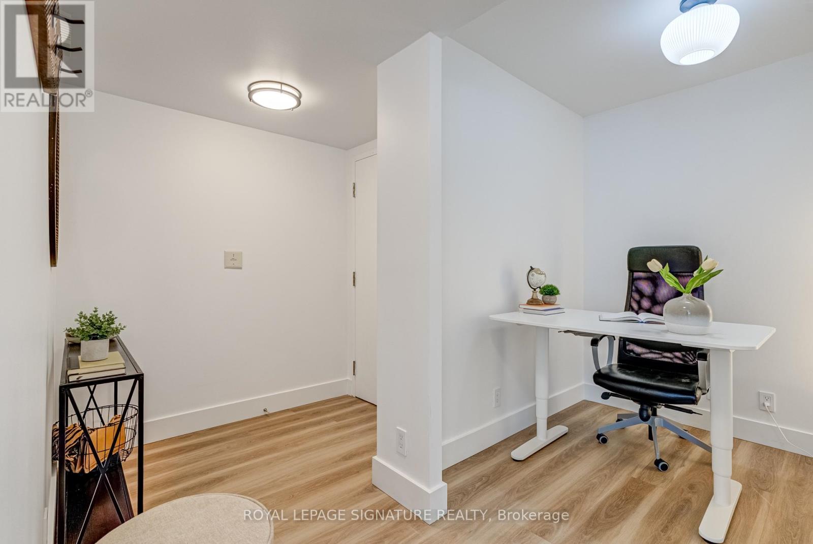 Photo 5 of 3909 397 Front Street W, Toronto ON
