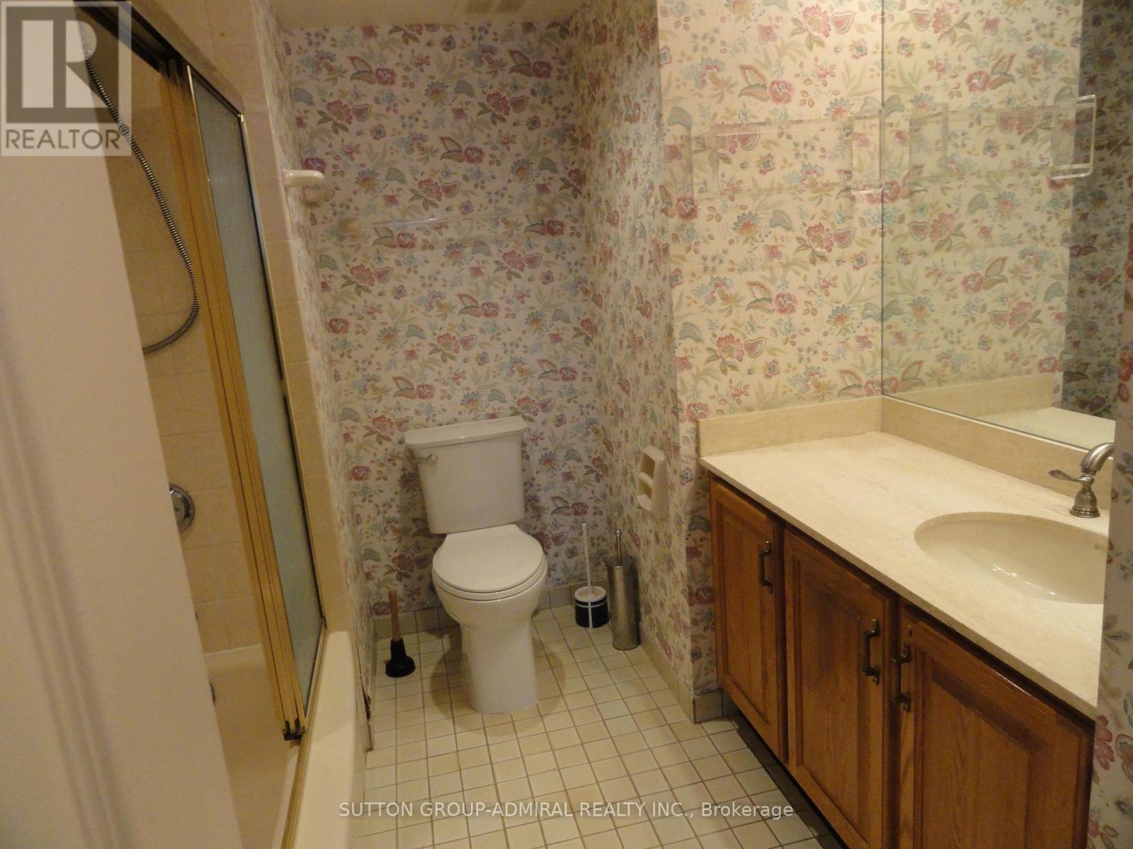 Photo 15 of 801 85 Skymark Drive, Toronto ON