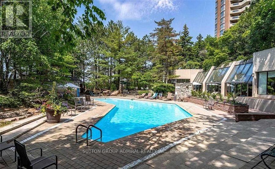 Photo 1 of 801 85 Skymark Drive, Toronto ON