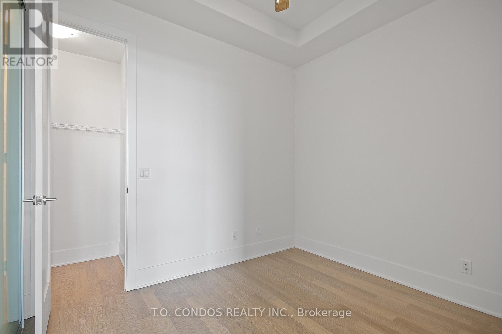 Photo 10 of 523 120 Homewood Avenue, Toronto ON