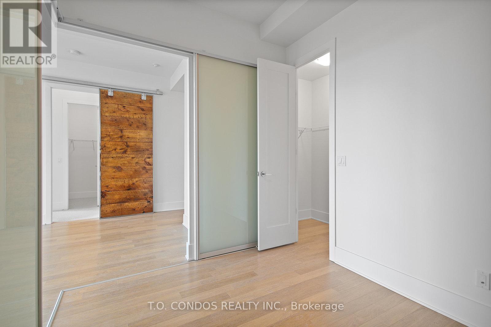 Photo 12 of 523 120 Homewood Avenue, Toronto ON